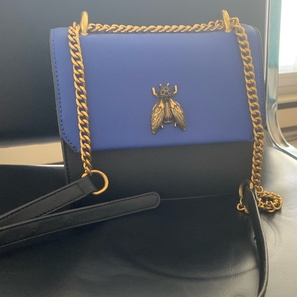 Crossbody bag - Picture 2 of 8